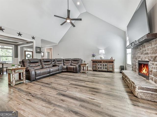 17 Wendover Drive, Cartersville, GA 30120