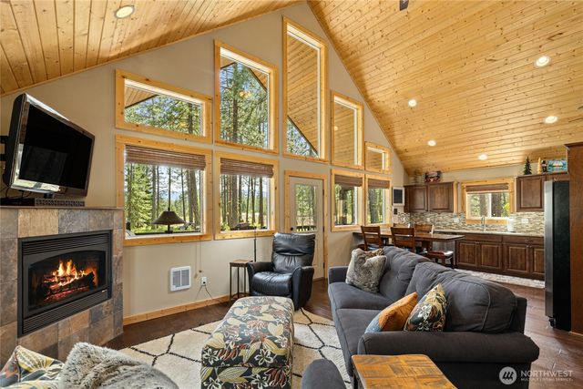 910 Bakers Road, Ronald, WA 98940