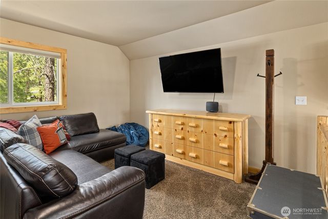 910 Bakers Road, Ronald, WA 98940