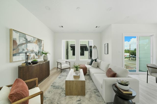 7723B Hammerly Boulevard, Houston, TX 77055