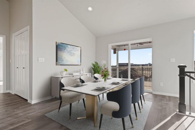 128 Paradise Blvd, Waterloo, IA 50701