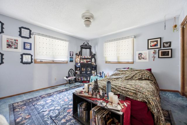 306 37th Avenue S, Moorhead, MN 56560