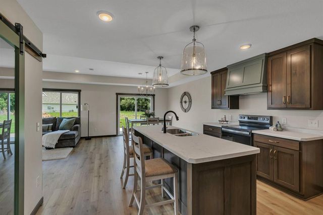 5815 Rivers Edge Drive, Saint Cloud, MN 56303