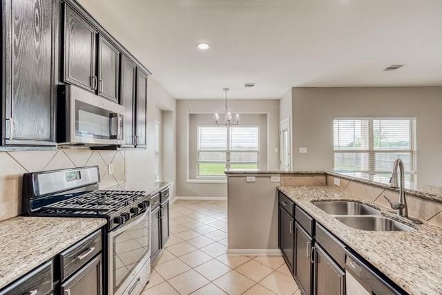 5102 Lagoon Court, Bacliff, TX 77518