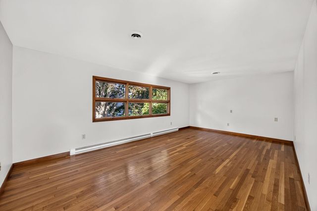 2 Captain Towne Road, East Sandwich, MA 02537