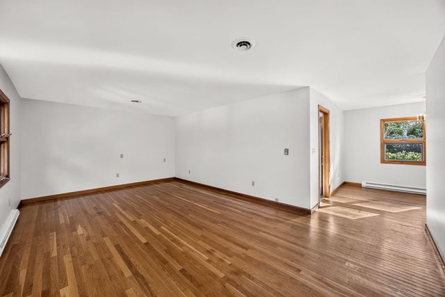2 Captain Towne Road, East Sandwich, MA 02537