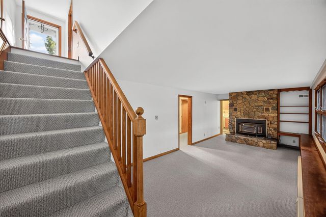2 Captain Towne Road, East Sandwich, MA 02537