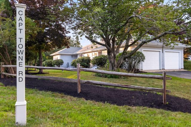 2 Captain Towne Road, East Sandwich, MA 02537