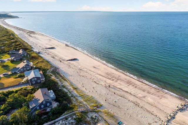 2 Captain Towne Road, East Sandwich, MA 02537