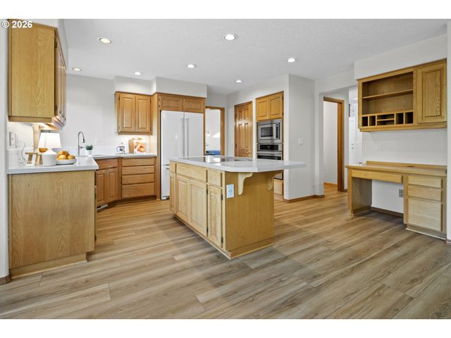 8144 Sw CORAL BELL Ct, Beaverton, OR 97008