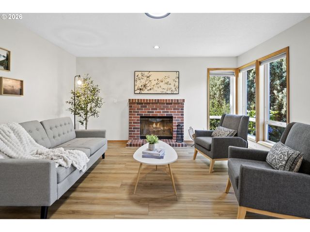 8144 Sw CORAL BELL Ct, Beaverton, OR 97008