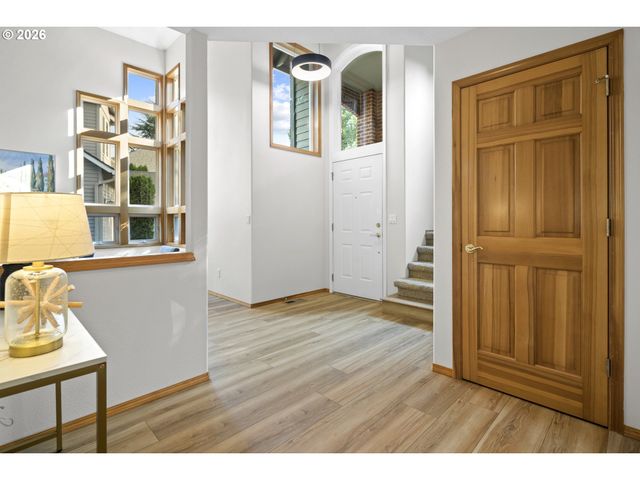 8144 Sw CORAL BELL Ct, Beaverton, OR 97008