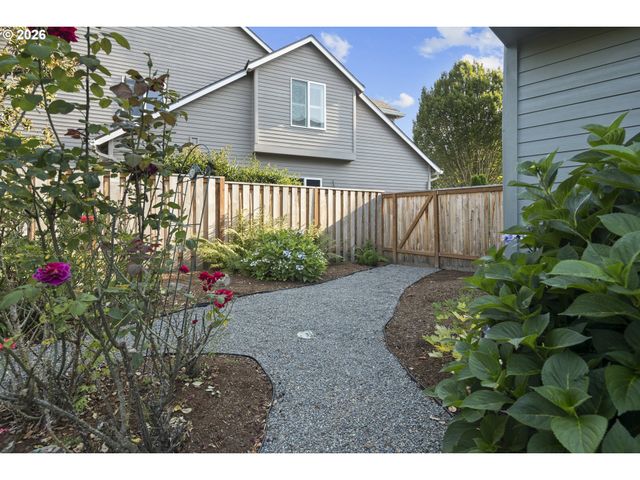 8144 Sw CORAL BELL Ct, Beaverton, OR 97008