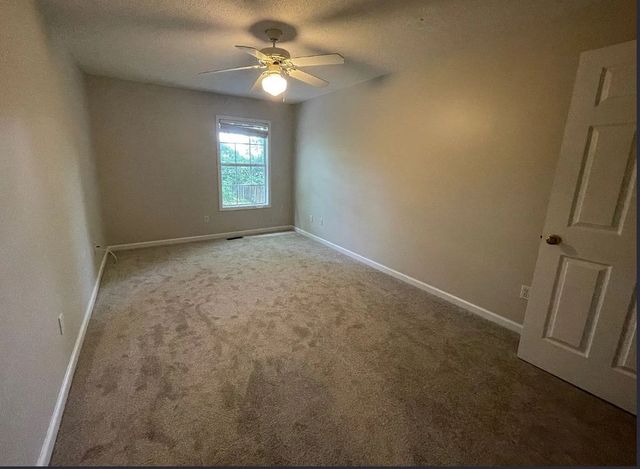 114 Candle Brook Dr, Dothan, AL 36303