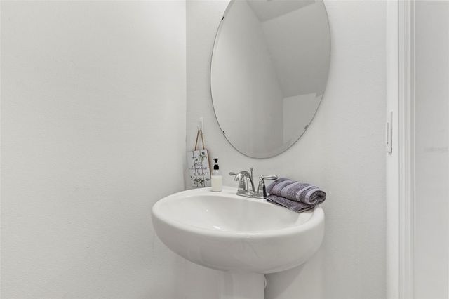 835 LONGBOAT DRIVE, Davenport, FL 33896