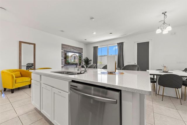 835 LONGBOAT DRIVE, Davenport, FL 33896