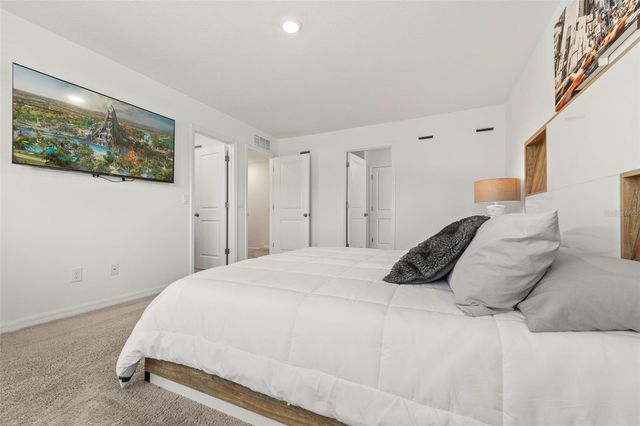 835 LONGBOAT DRIVE, Davenport, FL 33896