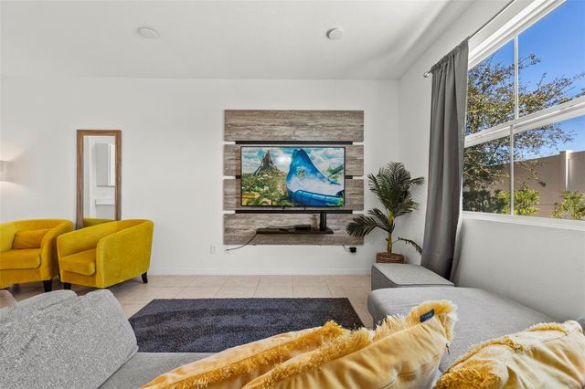 835 LONGBOAT DRIVE, Davenport, FL 33896