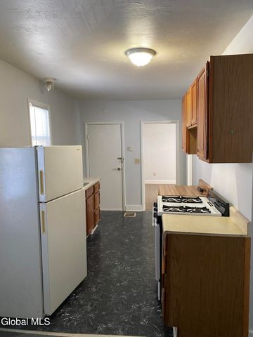 29 3rd Street, Glens Falls, NY 12801