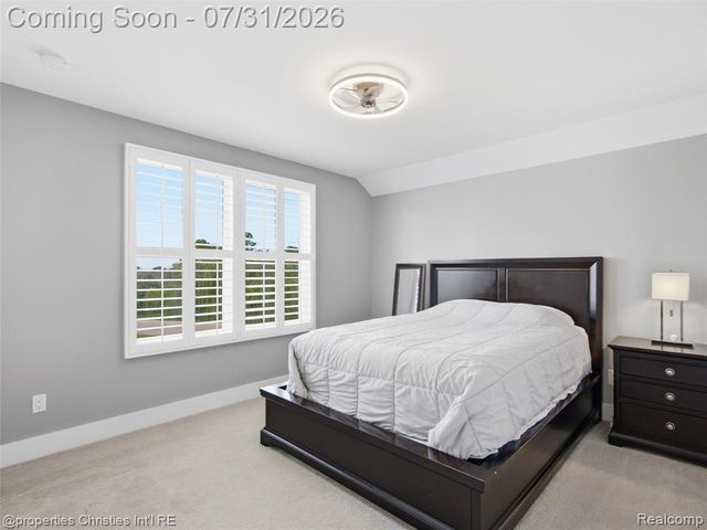 2290 Monte Vista Court, Lake Orion, MI 48360