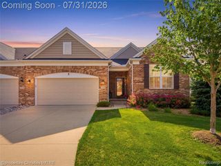 2290 Monte Vista Court, Lake Orion, MI 48360