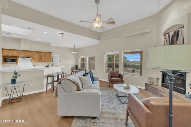 3903 Stoneybrook Circle, Las Cruces, NM 88005