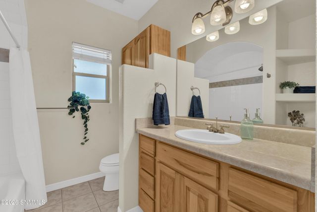 3903 Stoneybrook Circle, Las Cruces, NM 88005