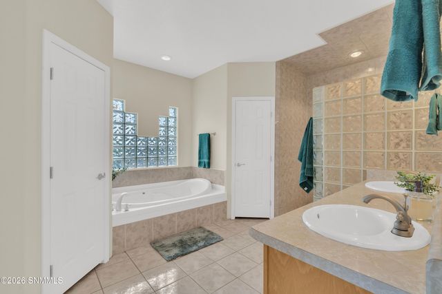3903 Stoneybrook Circle, Las Cruces, NM 88005