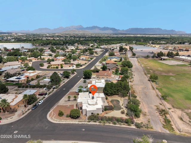 3903 Stoneybrook Circle, Las Cruces, NM 88005