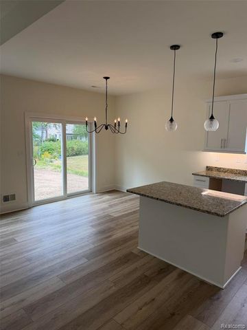 213 Mcfarland Street, Grand Blanc, MI 48439