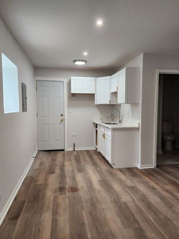 8900 S Normal Avenue, Chicago, IL 60620