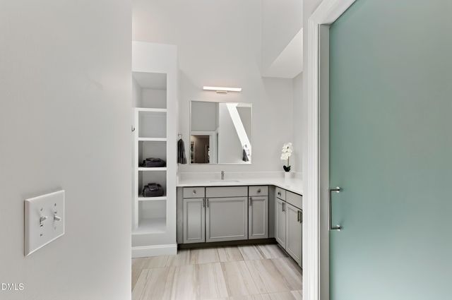 60148 Davie, Chapel Hill, NC 27517