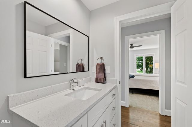 60148 Davie, Chapel Hill, NC 27517