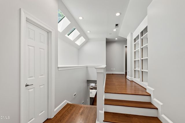 60148 Davie, Chapel Hill, NC 27517