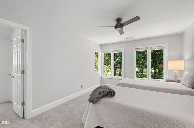 60148 Davie, Chapel Hill, NC 27517