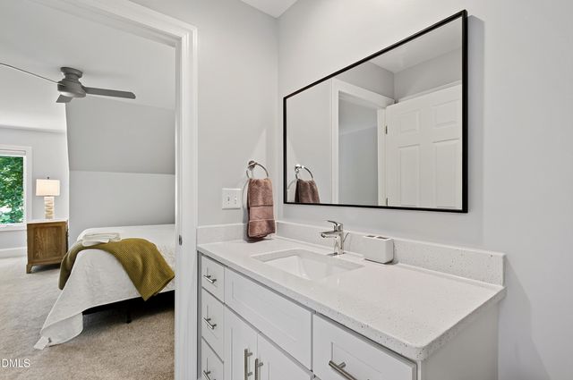 60148 Davie, Chapel Hill, NC 27517