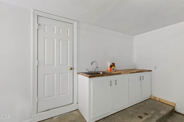 60148 Davie, Chapel Hill, NC 27517