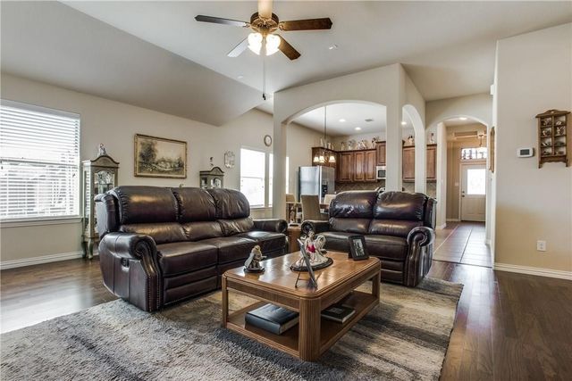 941 Lake Worth Trail, Little Elm, TX 75068