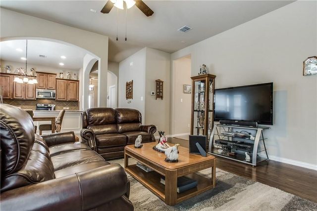 941 Lake Worth Trail, Little Elm, TX 75068