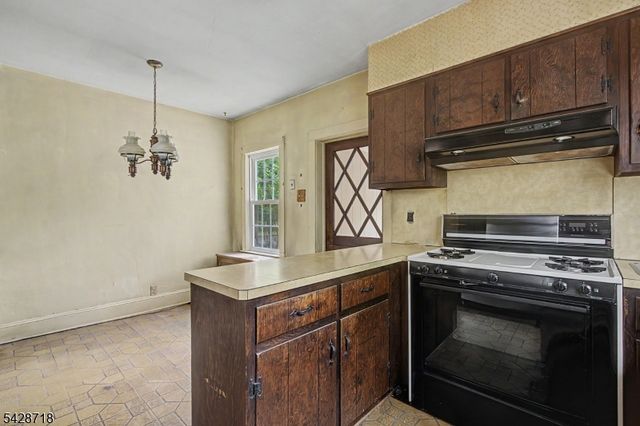 47 Sergeantsville Rd, Raritan Twp., NJ 08822