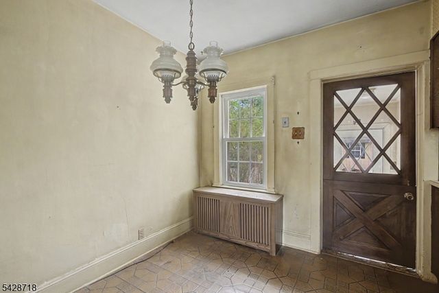 47 Sergeantsville Rd, Raritan Twp., NJ 08822