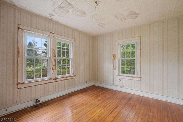47 Sergeantsville Rd, Raritan Twp., NJ 08822
