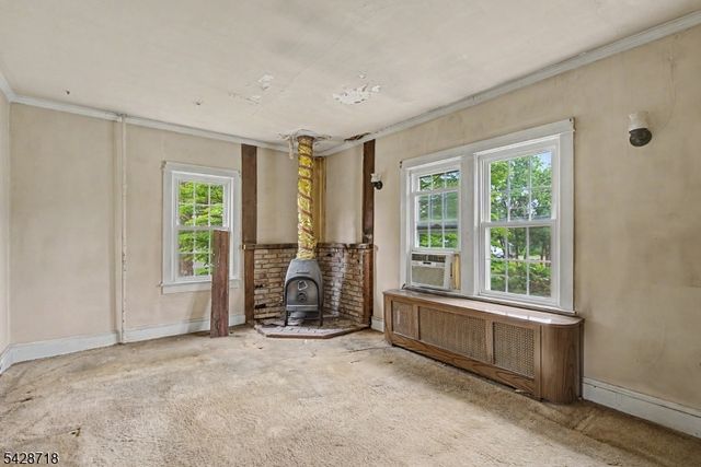 47 Sergeantsville Rd, Raritan Twp., NJ 08822