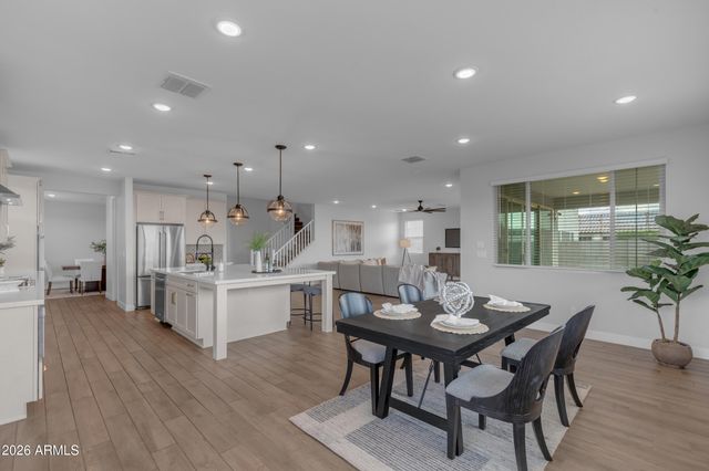 9722 E RAINBOW Avenue, Mesa, AZ 85212
