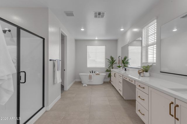 9722 E RAINBOW Avenue, Mesa, AZ 85212