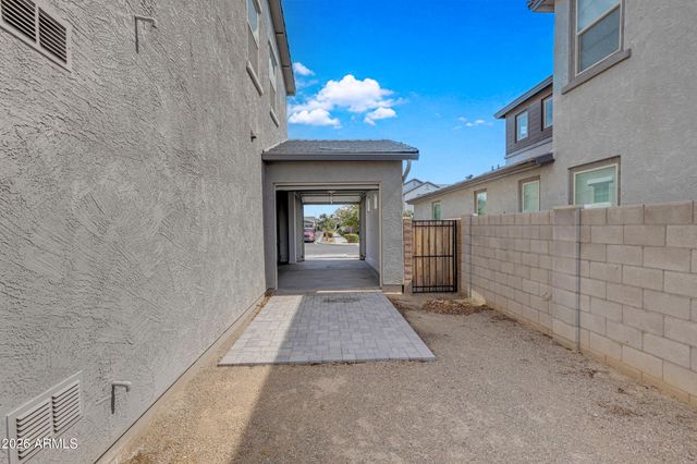 9722 E RAINBOW Avenue, Mesa, AZ 85212