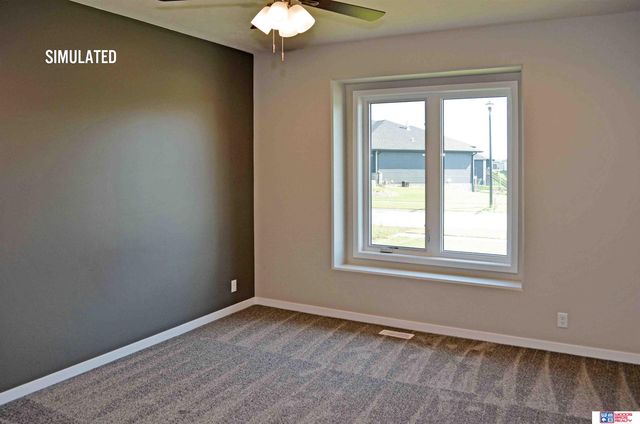 512 Deep Water Bay, Lincoln, NE 68527