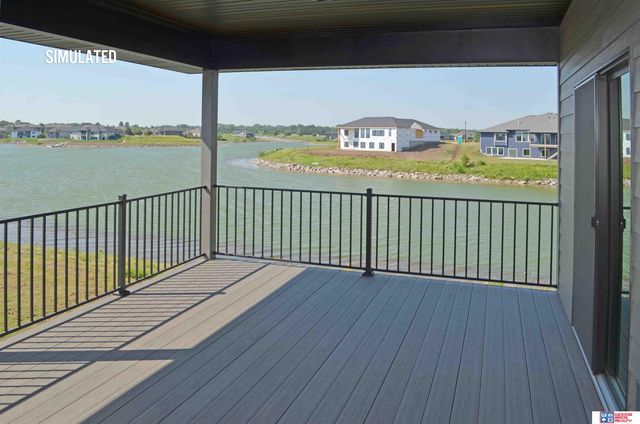 512 Deep Water Bay, Lincoln, NE 68527