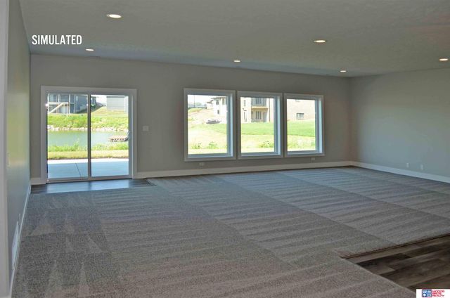 512 Deep Water Bay, Lincoln, NE 68527
