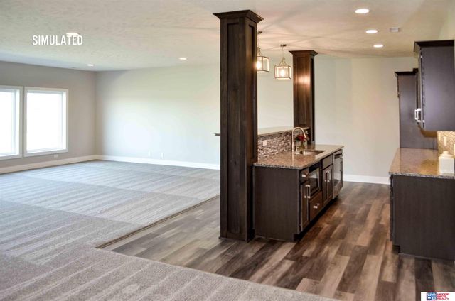 512 Deep Water Bay, Lincoln, NE 68527